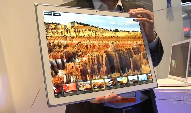 Tableta Panasonic de 20 de inch, Foto: Captura YouTube