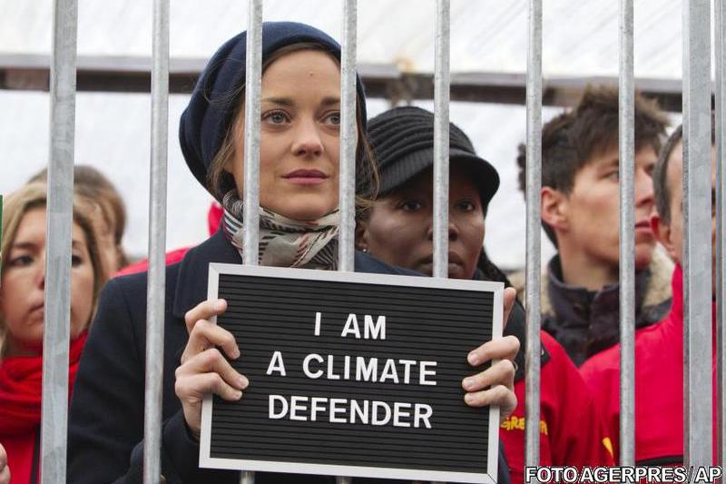 Marion Cotillard, incarcerata in semn de sustinere a activistilor Greenpeace, Foto: Agerpres/AP