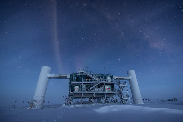 IceCube Neutrino Observatory, Foto: Felipe Pedreros. IceCube/NSF