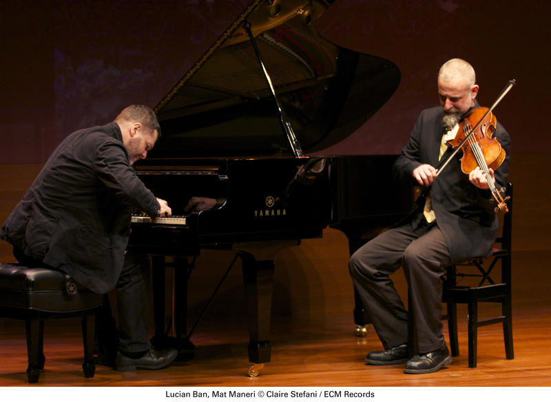 Lucian Ban - Mat Maneri, Foto: Claire Stefani / ECM