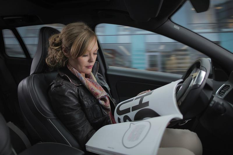 Volvo anunta cel mai mare test cu vehicule care se conduc singure ...