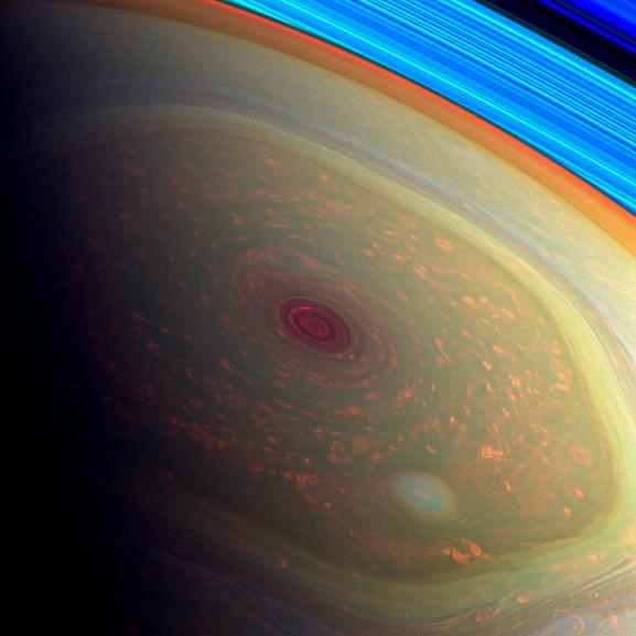 Ciclonul de la polul nord al planetei Saturn, Foto: NASA/JPL-Caltech/Space Science Institute