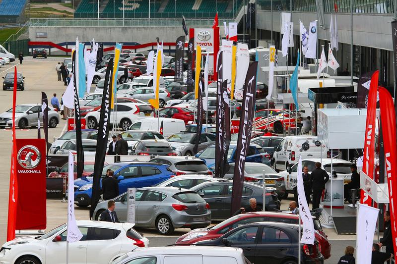 Productia mondiala de automobile va ajunge la 85 milioane unitati in 2014, Foto: World Fleet Show