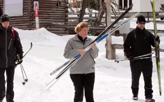 Angela Merkel la schi, Foto: Captura video