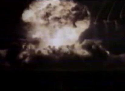 Explozia bombei atomice Gerboise Bleue, Foto: Captura YouTube