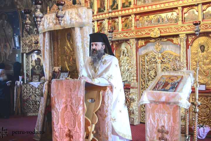 Parintele Hariton Negrea la predica, Foto: manastirea.petru-voda.ro