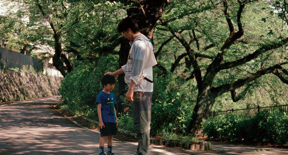 Imagine din Like Father Like Son, Foto: Independenta Film