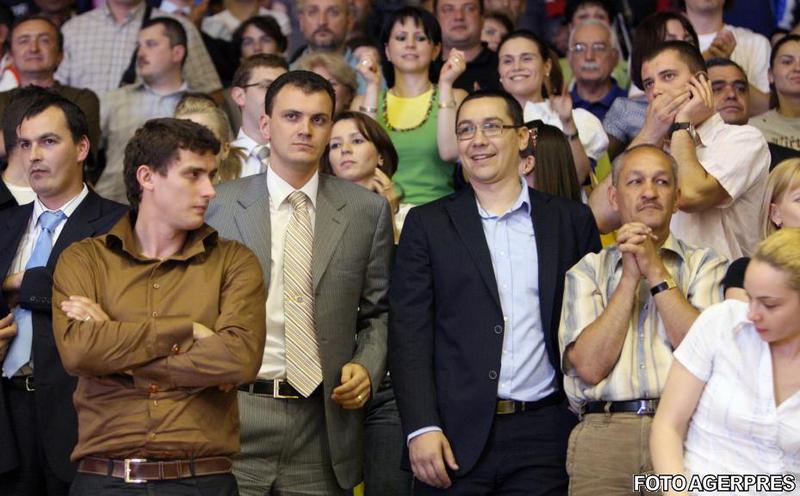 Sebastian Ghita si Victor Ponta, Foto: Agerpres