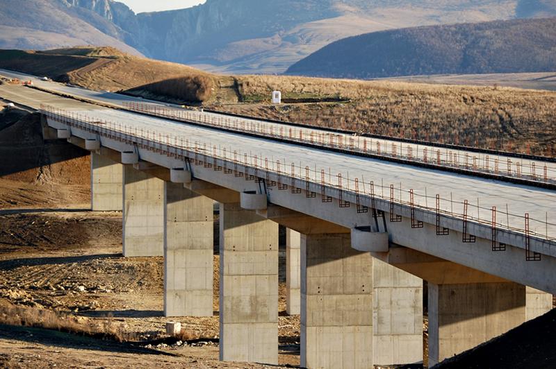 Cat de greu se face o autostrada in Romania, Foto: CNADNR