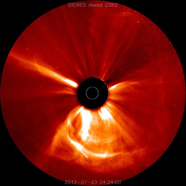 23 iulie 2012: O ejectie coronala de masa, cu o viteza de circa 2.900 km/s, Foto: NASA/STEREO