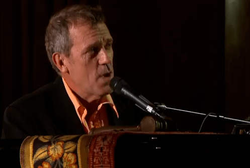 Hugh Laurie in concert, Foto: Captura YouTube