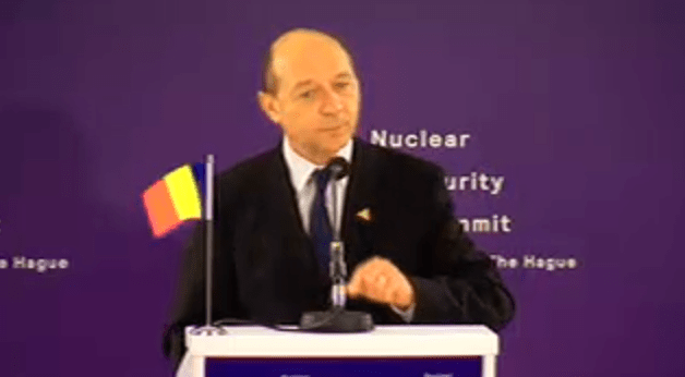 Traian Basescu, la Haga, Foto: captura ecran