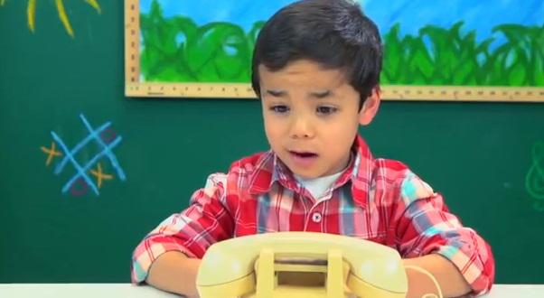 Copiii si telefonul cu disc, Foto: Captura YouTube