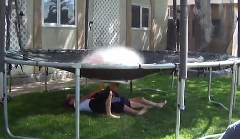 Clipul zilei, Foto: Captura Youtube.com