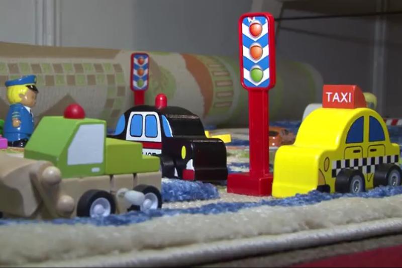 Captura Video covoare, jucarii lemn, Fun Pod, Foto: Hotnews