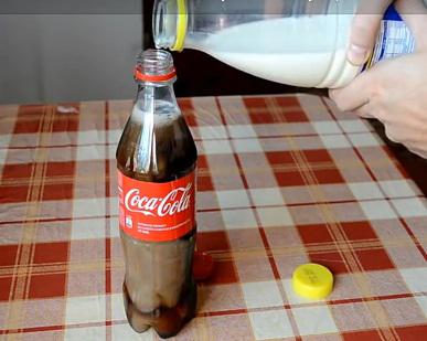 Cola cu lapte, Foto: youtube.com