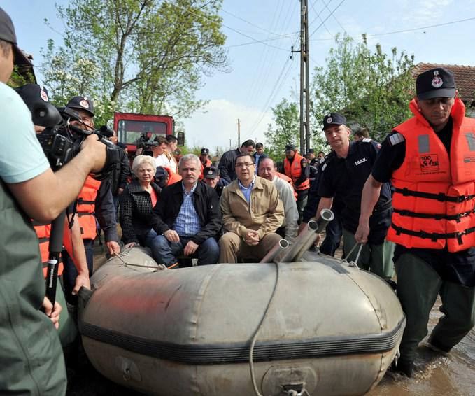 Interventie a Guvernului la inundatiile din Teleorman, Foto: Guvernul Romaniei
