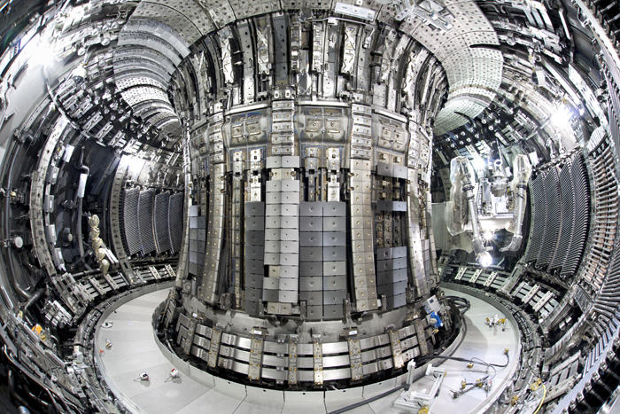 In interiorul instalatiei Jet, Foto: efda.org