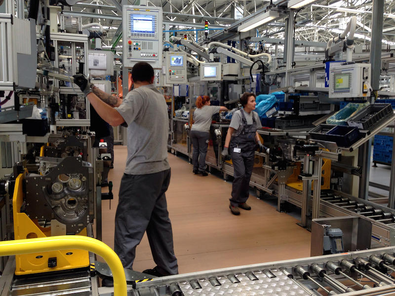 In uzina Star Transmission din Sebes, Foto: 0-100.ro