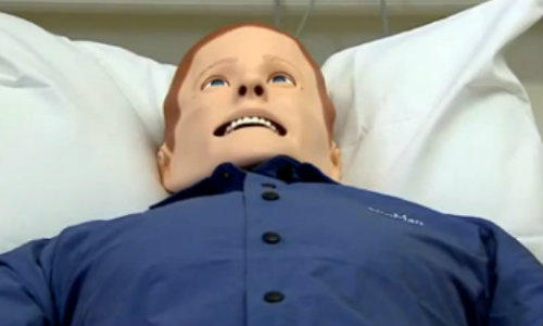 Manechin medical, Foto: Captura YouTube