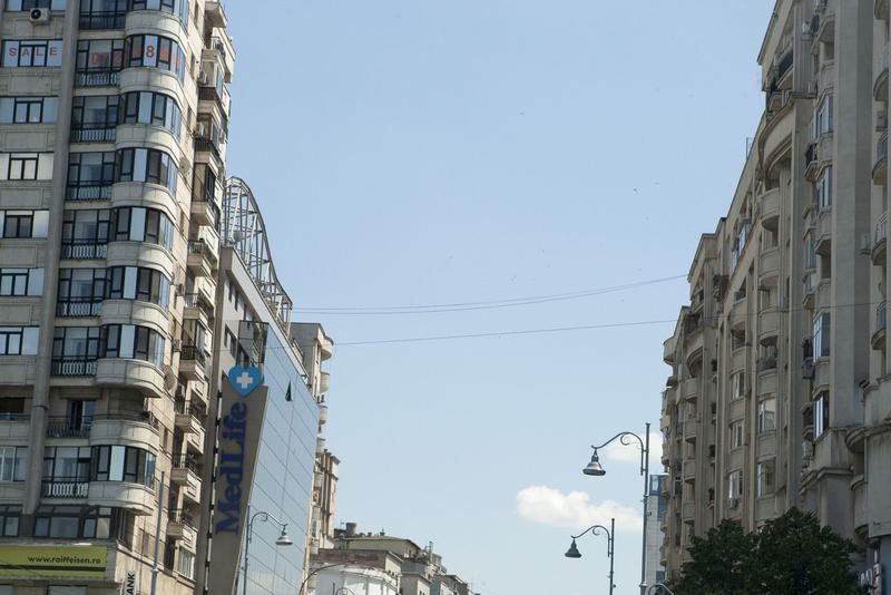 Cabluri intre cladiri, in pofida proiectului NetCity, Foto: NetCity Telecom