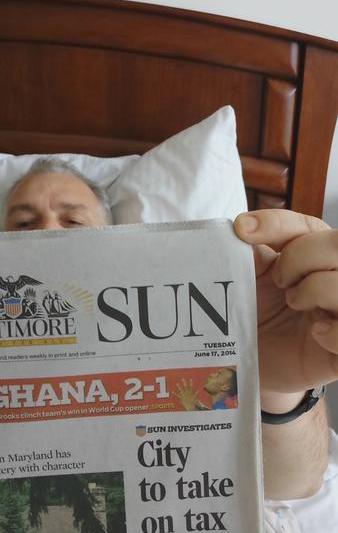 Nicusor Constantinescu pe un pretins pat de spital in SUA, Foto: Arhiva personala