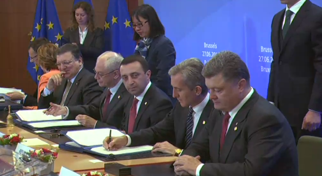 Iurie Leanca si liderii europeni semneaza acordul de asociere , Foto: captura ecran