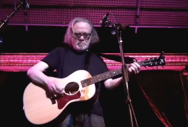 Tommy Ramone, in concert (2012), Foto: Captura YouTube