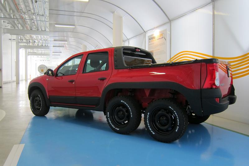 Proiect de studiu expus la centrul RTR Titu, Foto: Hotnews