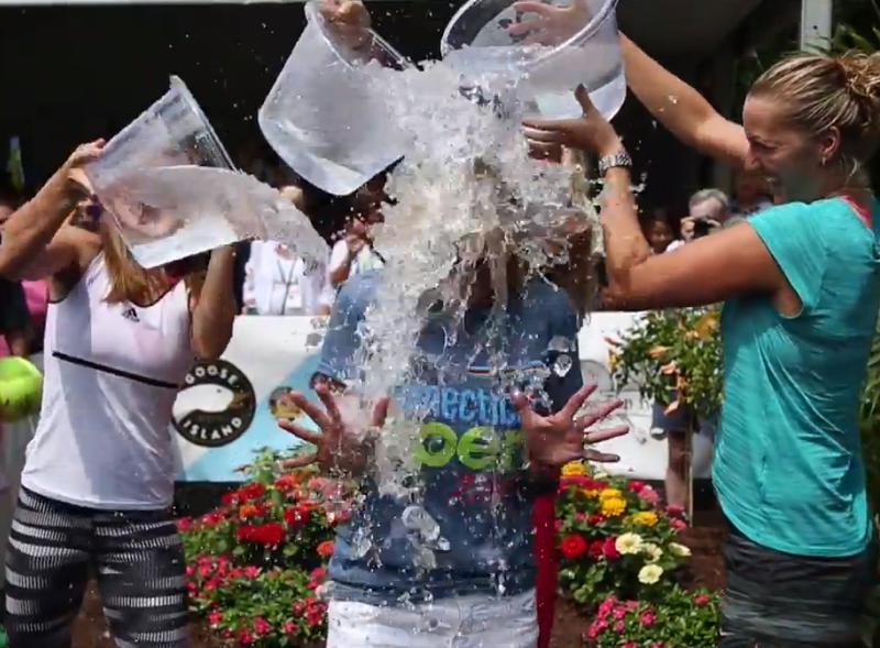 Simona Halep la ALS Ice Bucket, Foto: Captura YouTube