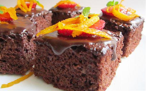 Prajitura cu visine si ciocolata, Foto: Biochimist la cratita