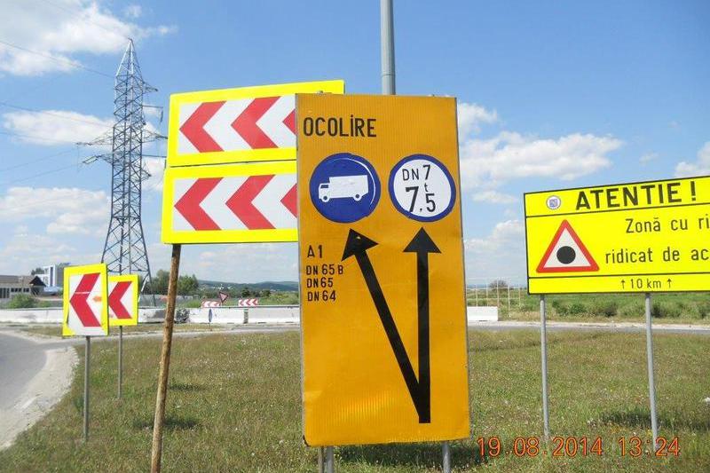 Indicator interzis camioane DN7-Pitesti-Valcea, Foto: UNTRR