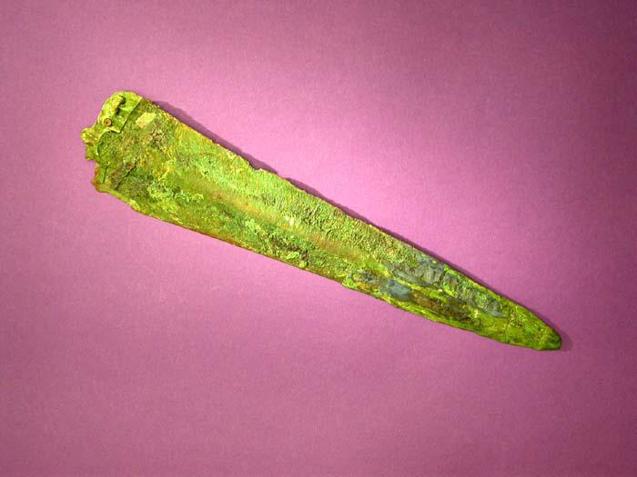 Pumnal de bronz, 33 cm, Foto: wiltshiremuseum.org.uk