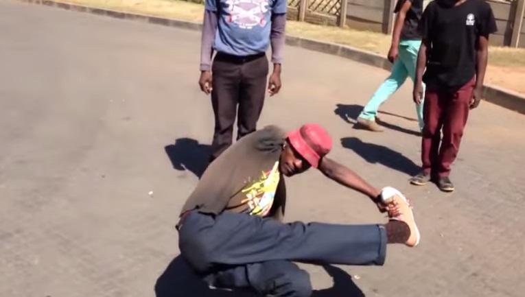 Spectacol stradal, Foto: Captura YouTube