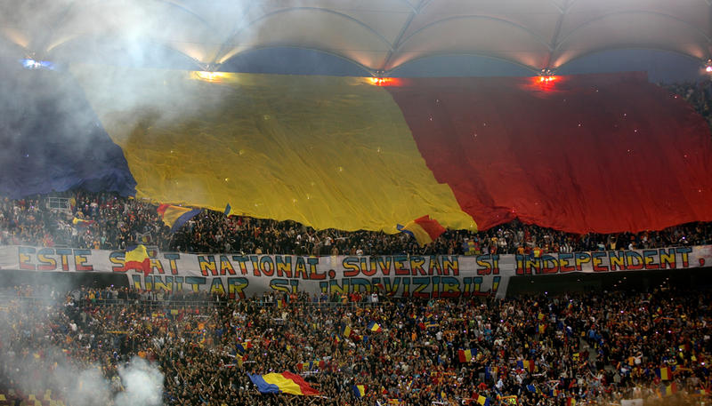 Suporteri romani pe Arena Nationala, Foto: HotNews / Dan Popescu