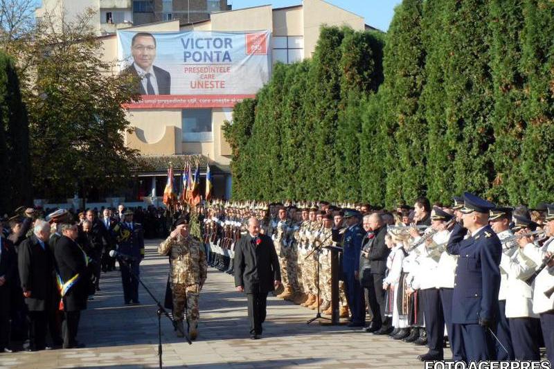 Presedintele si premierul participa la ceremoniile de la Carei, Foto: Agerpres