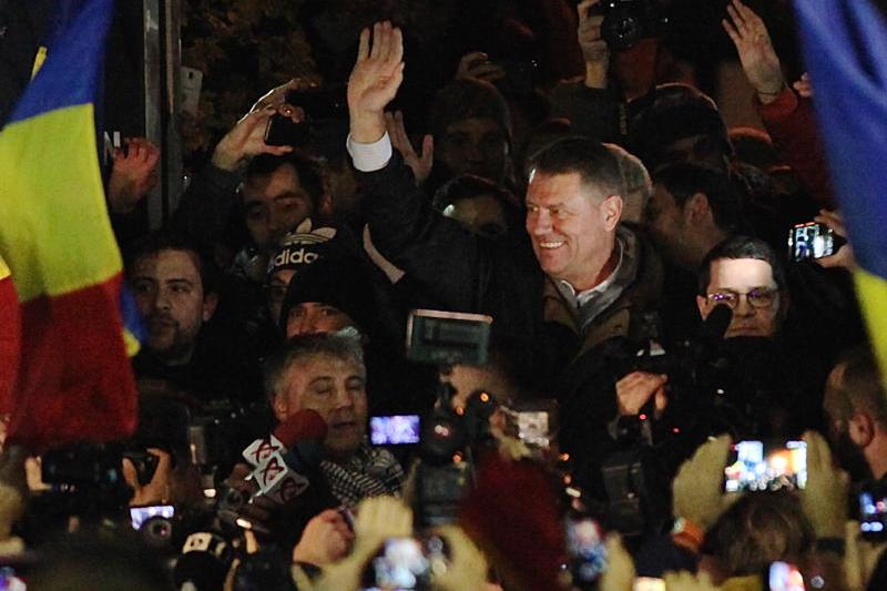 Klaus Iohannis in Piata Universitatii, Foto: HotNews / Dan Popescu