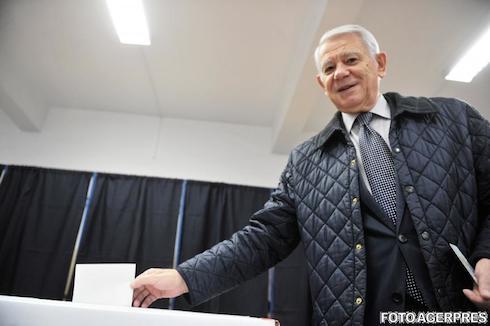 Teodor Melescanu la alegerile prezidentiale 2014 primul tur, Foto: Agerpres