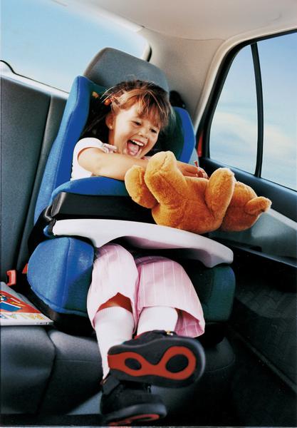 Scaun de masina pentru copii, Foto: Porsche Asigurari