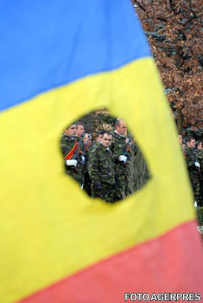 Ceremonial militar si religios la Cimitirul Eroilor - Brasov, Foto: Agerpres