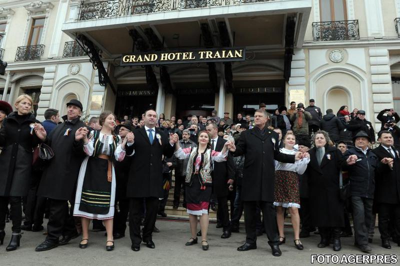 Klaus Iohannis in Hora Unirii, la Iasi, Foto: Agerpres