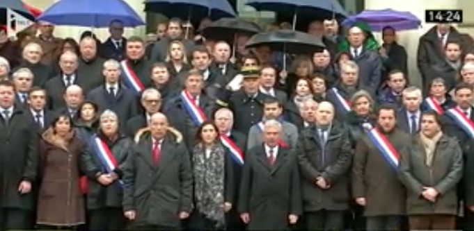 Deputatii francezi cantand La Marseillaise , Foto: Captura video