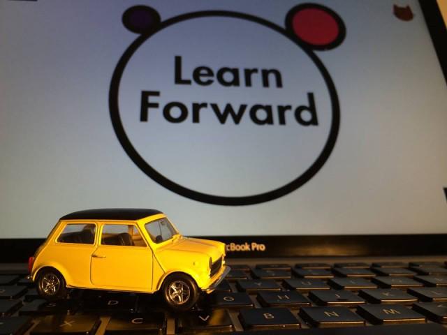 Lean Forward, Foto: Readfwd.com