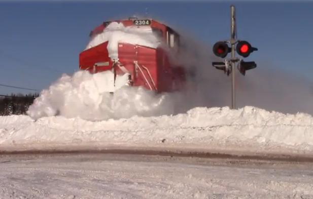 Tren spulberand zapada, Foto: Captura YouTube