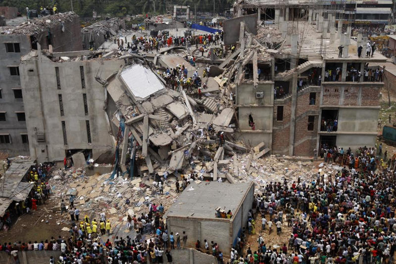 Cladirea Rana Plaza in 2013 dupa prabusire, Foto: Wikipedia