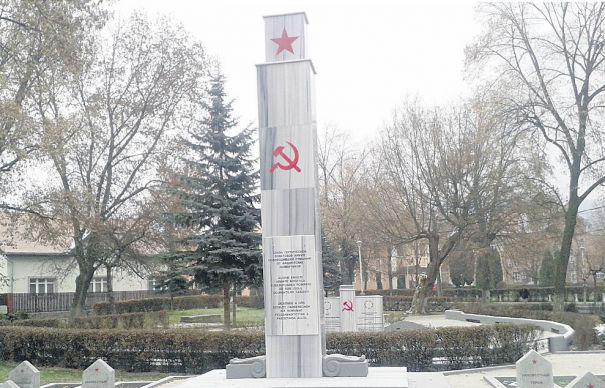 Monumentul sovietic din Sighisoara, Foto: EvZ.ro