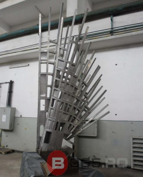 Macheta a monumentului Aripi, Foto: b365.ro