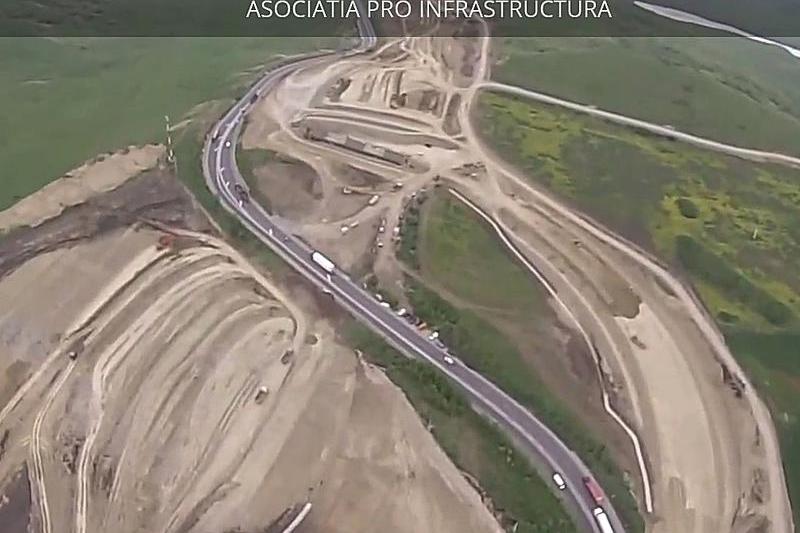 Autostrada A10 Sebes - Turda, lotul 4 in constructie - mai 2015, Foto: Captura YouTube