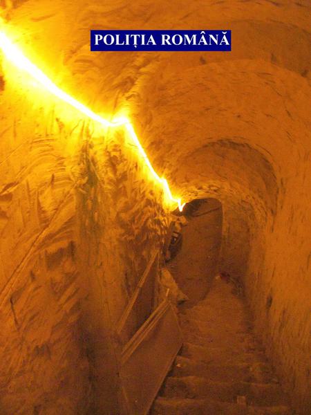 Tunel de 40 m sapat pentru braconaj, Foto: Politia Romana