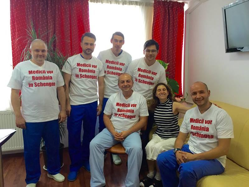 Medicul Catalin Cirstoiu, Cristina van Bonzel si medici de la Spitalul Universitar de Urgenta Bucuresti, Foto: Facebook - Catalin Cirstoiu